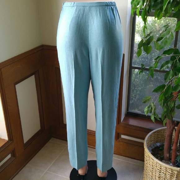 VINTAGE Cerulean Blue Kathy Lee Linen Blend Suit - Picture 4 of 4