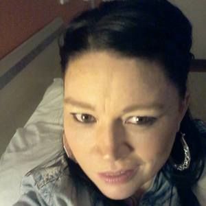 Meet your Posher, Carrie