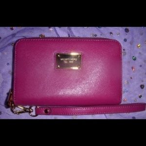 Michael Kors Magenta Pink Purple Wristlet