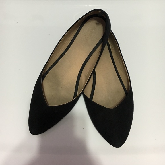 Black pointy flats