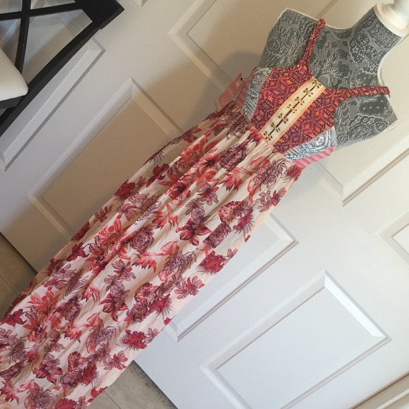 🎉Maaji Dress/Beach Coverup