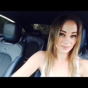 Meet your Posher, Kendra