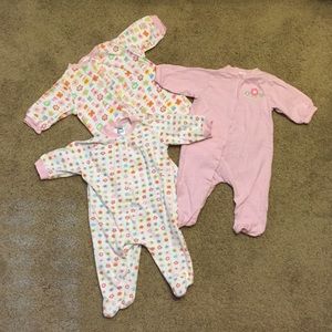 3 Gerber Infant Sleepers Lightweight 0-3 Months