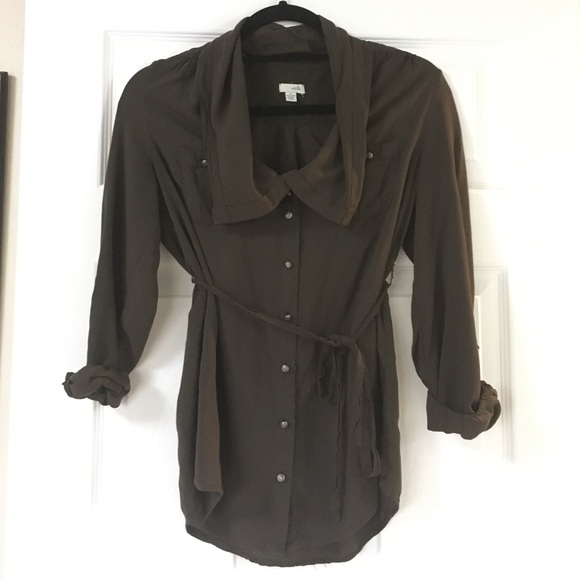 Anthropologie olive green tunic shirt