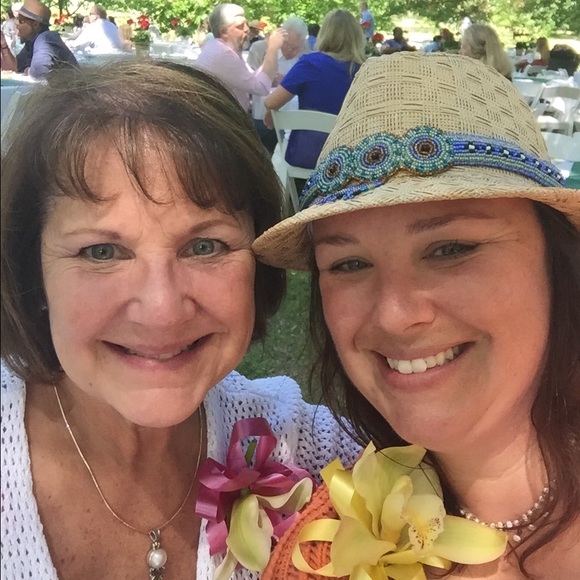 Meet your Posher, Shallis