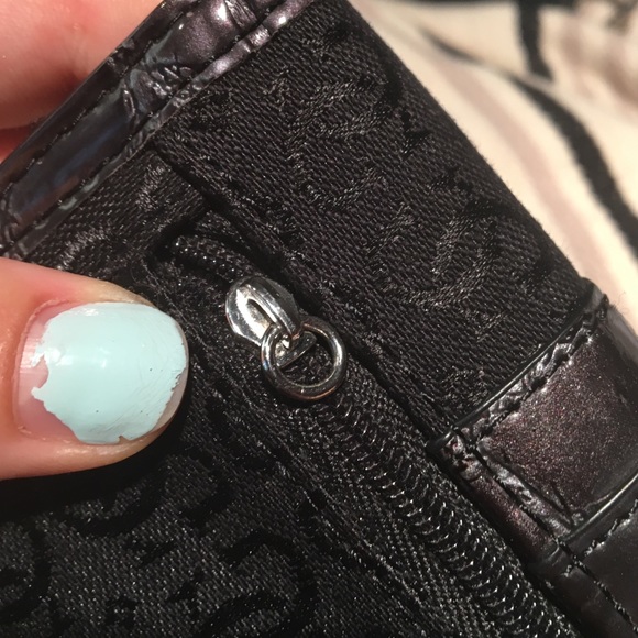 Guess wallet - Picture 4 of 4