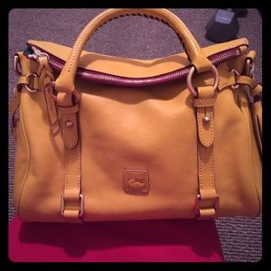 Dooney Bourke Small florentine satchel Sunflower