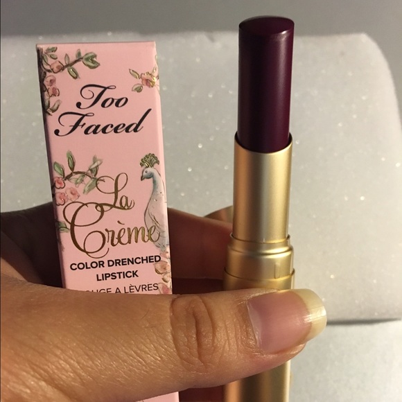 💋💄Too Faced Le Créme Lipstick💄💋  Berry Naughty - Picture 1 of 4