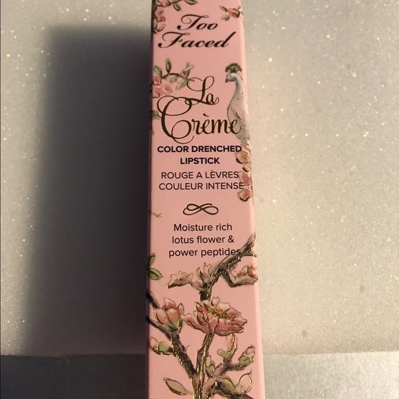 💋💄Too Faced Le Créme Lipstick💄💋  Berry Naughty - Picture 4 of 4