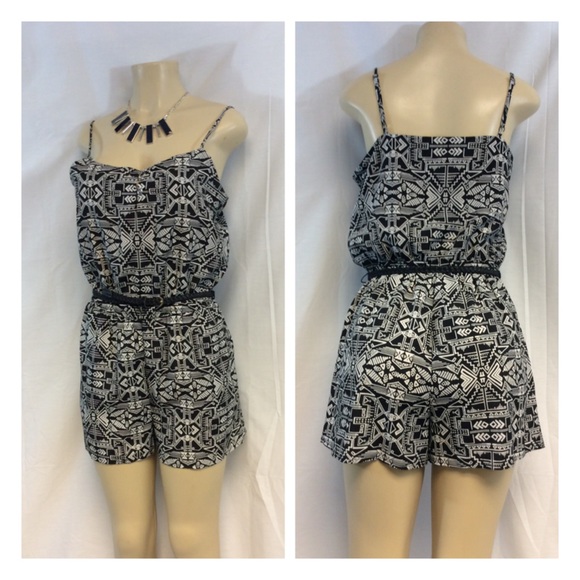 LOU REIGN ABSTRACT DESIGN ROMPER - Picture 3 of 4