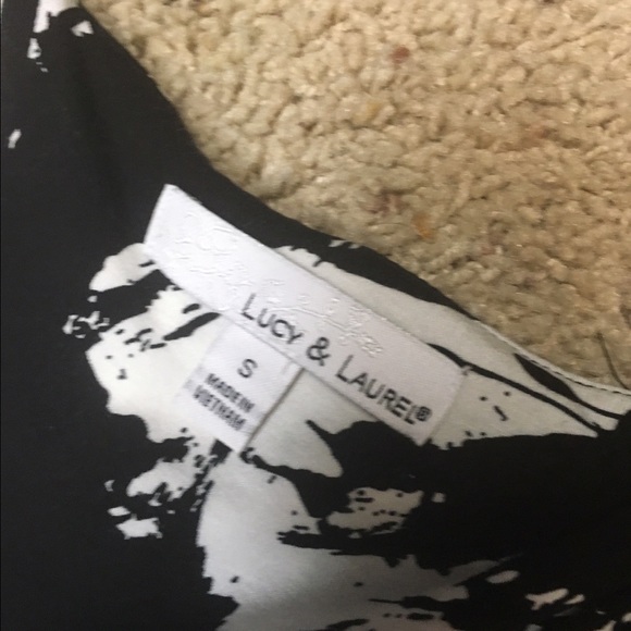 Lucy and Laurel dress - Picture 2 of 4