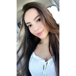 Meet your Posher, Sharon