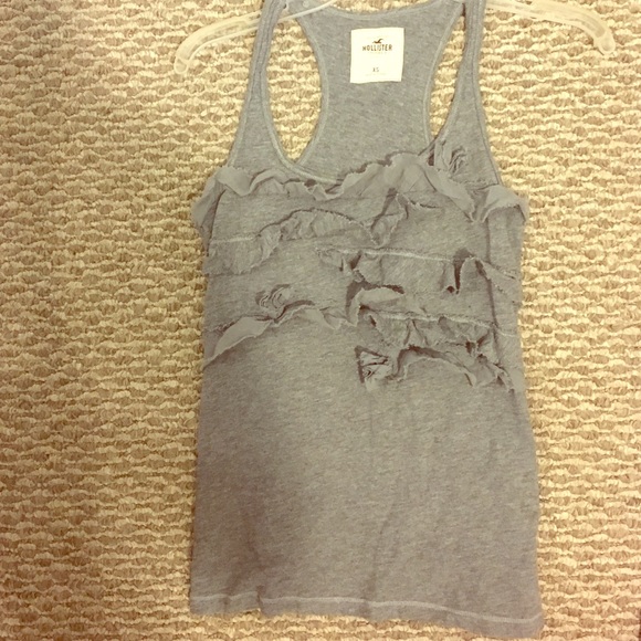 Grey ruffle tank - Picture 1 of 1