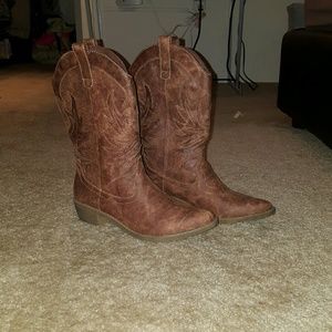 Rampage cowboy boots