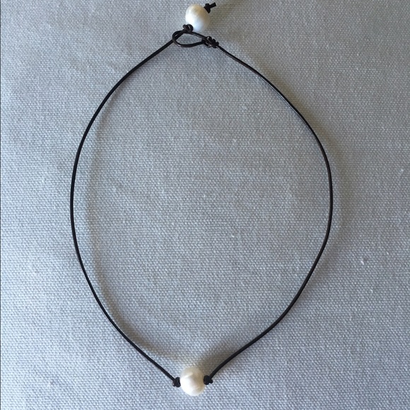 Black leather and freshwater pearl necklace