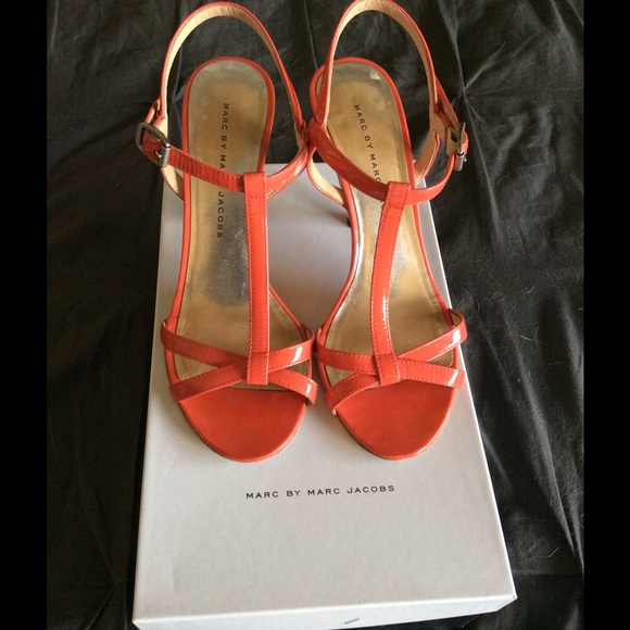 Marc by Marc Jacobs Patent Heels - Picture 3 of 3
