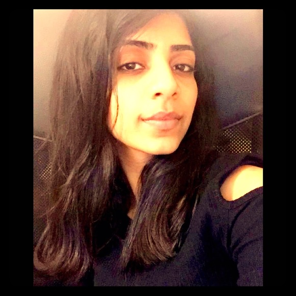 Meet your Posher, Puja