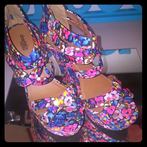 Bright summer print wedges