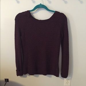 Maroon knit sweater