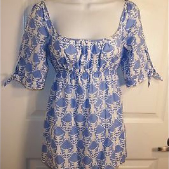 Lilly Pulitzer Pinched By a Crab Top