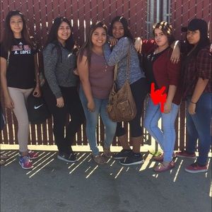 Meet your Posher, Alondra