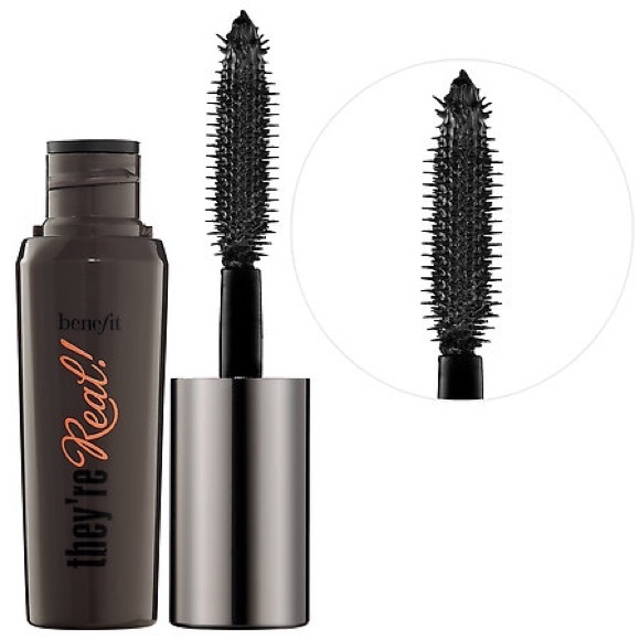 Benefit They're Real Mascara, deluxe sample size