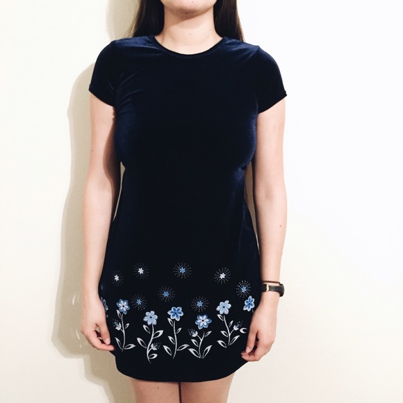 Blue velvet flower dress