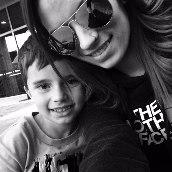 Meet your Posher, Shannon - Picture 5 of 7