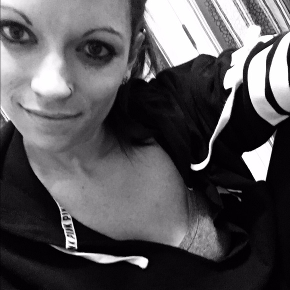 Meet your Posher, Shannon - Picture 6 of 7