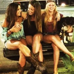 Meet your Posher, Tiffany