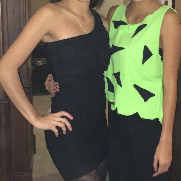 Beautiful one shoulder mini black dress!