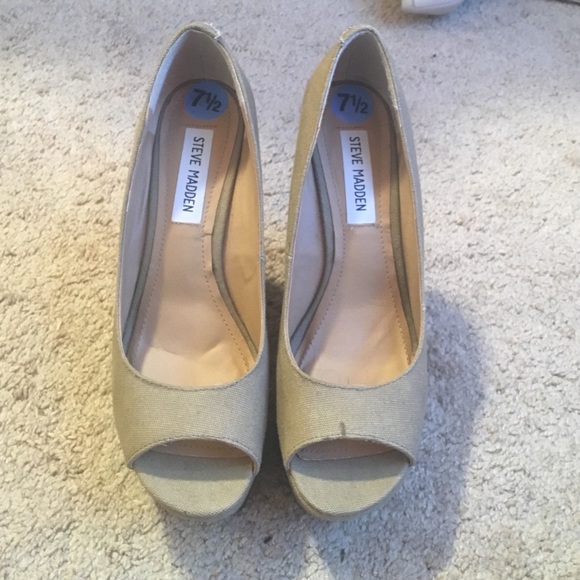 Steve Madden Wedges