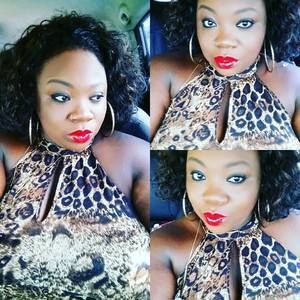 Meet your Posher, Sade