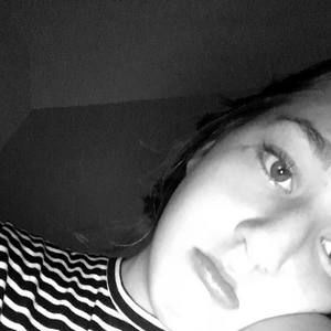 Meet your Posher, Isabella