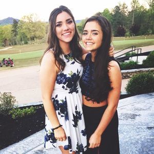 Meet your Posher, Caroline