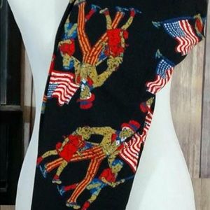 LuLaRoe TC tall and curvy Uncle Sam leggings