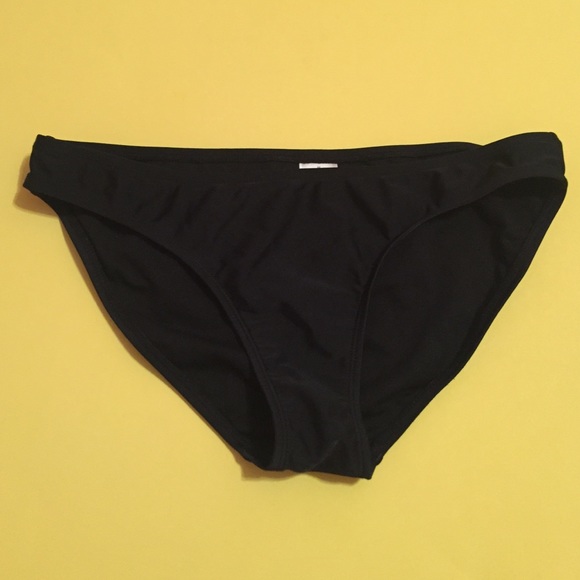 Black bottoms