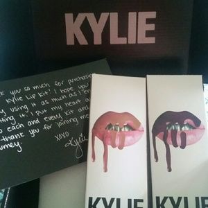 Meet your Posher, Jame