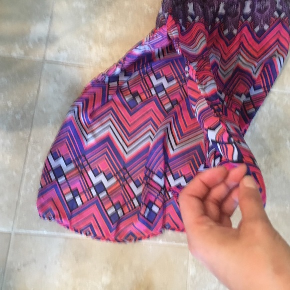 Chiffon printed maxi skirt size large, NWOT - Picture 4 of 4