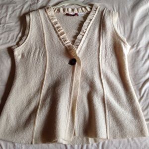 Isis Wool vest