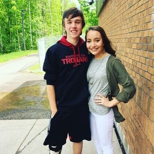 Meet your Posher, Kayce