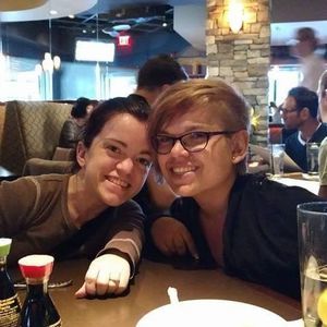 Meet your Posher, Teata