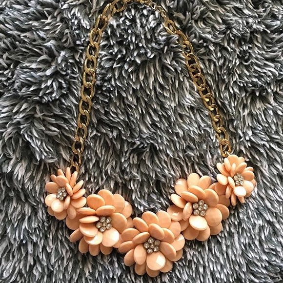 Statement necklace - Picture 1 of 1