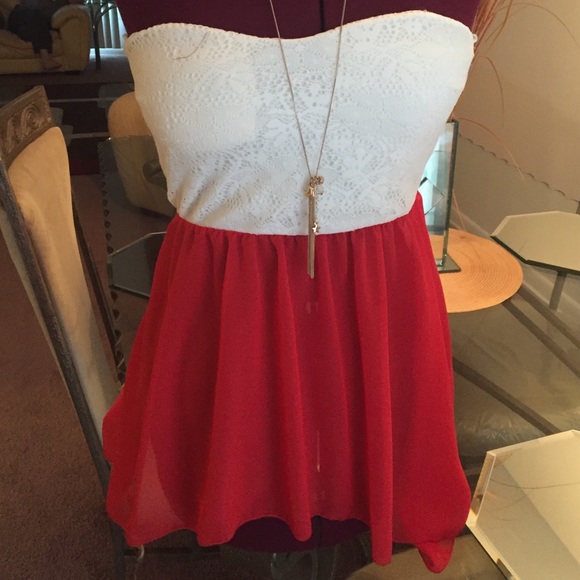 Strapless white and red flowy blouse