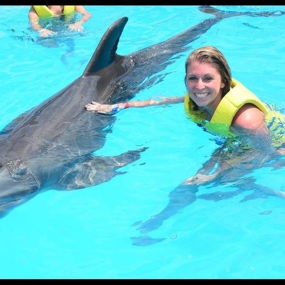 Meet your Posher, Sam - Picture 1 of 1