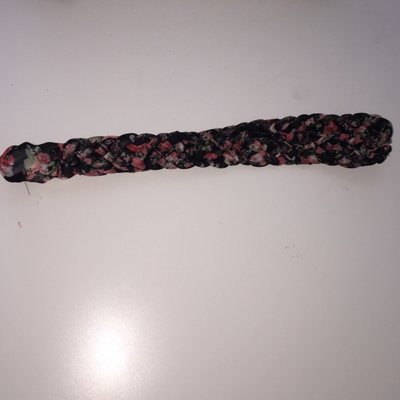 flower head band (never used)