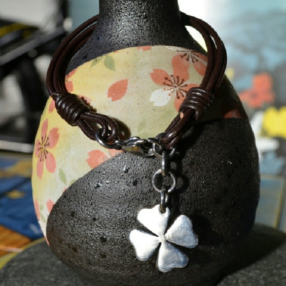 Silpada style leather bracelet with SS clover