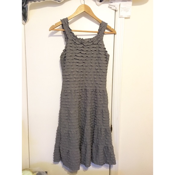 NEW Max Studio grey strappy ruffle dress - Picture 2 of 2