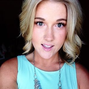 Meet your Posher, Jenna