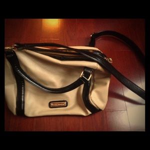 Steve Madden cross body